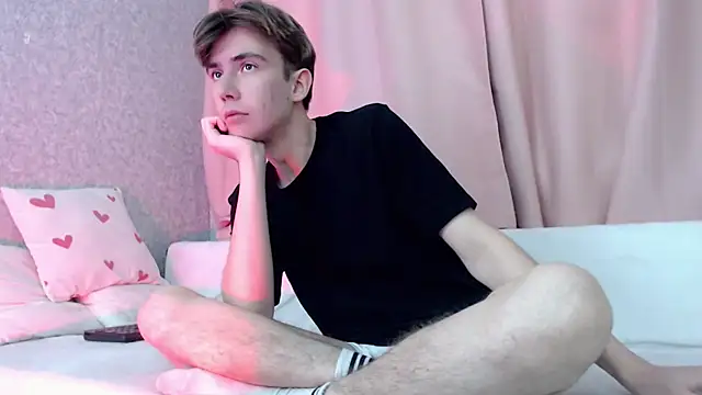 Harvey foster online show from 12/15/25, 01:37