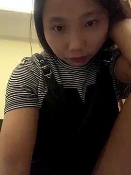 Snapshot of bi-bo123 chatting on 11/07/25, 01:27 bi-bo123 online show from 11/07/25, 01:27