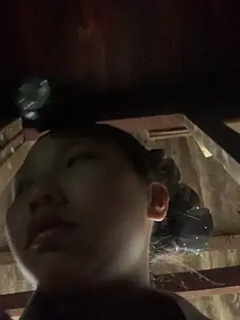 bi-bo123 online show from 12/14/25, 01:44