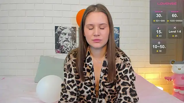 Tinky kinky online show from 11/24/25, 09:31