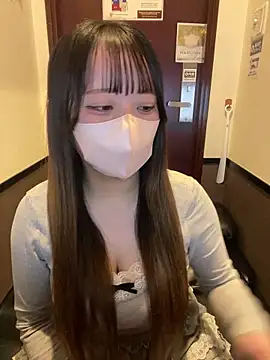 emiri da nyan online show from 03/28/26, 11:54