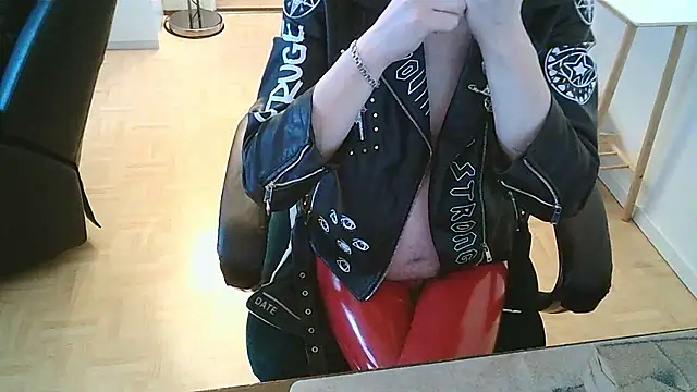 Snapshot of NahkaSami chatting on 01/12/26, 11:48 NahkaSami online show from 01/12/26, 11:48