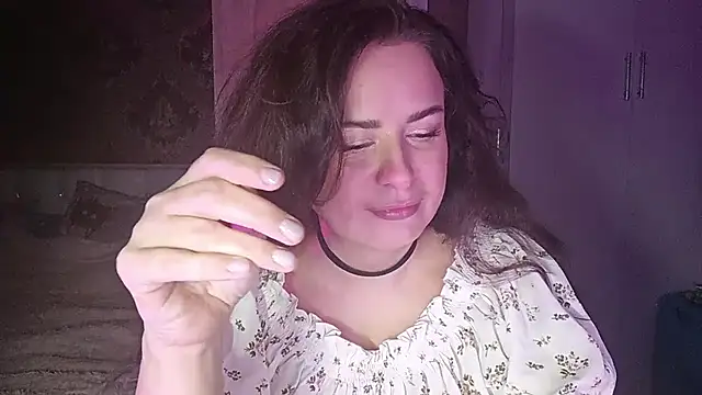 Snapshot of Heavened_Luna chatting on 11/08/25, 08:03 Heavened Luna online show from 11/08/25, 08:03