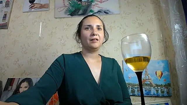 VoulezVous Angel online show from 06/05/26, 06:24