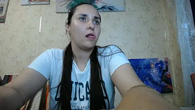 Snapshot of VoulezVous_Angel chatting on 07/14/26, 10:54 VoulezVous Angel online show from 07/14/26, 10:54