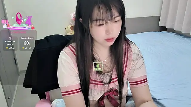 Snapshot of Dialog_Mu chatting on 11/07/25, 12:32 Dialog Mu online show from 11/07/25, 12:32