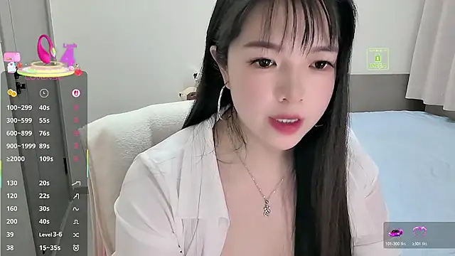 Snapshot of Dialog_Mu chatting on 11/27/25, 12:40 Dialog Mu online show from 11/27/25, 12:40