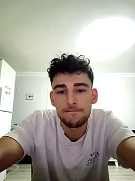 yasinesra757  online show from 12/20/25, 01:23