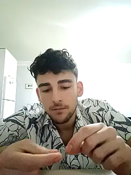 yasinesra757  online show from 12/22/25, 03:09