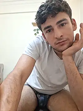 yasinesra757  online show from 06/09/26, 12:17