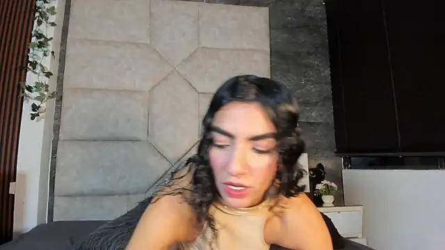 Liia Leens online show from 02/07/26, 07:56