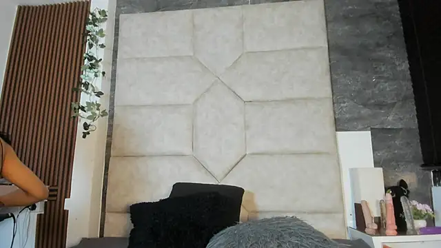 Liia Leens online show from 02/08/26, 04:27