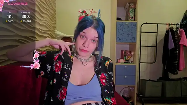 Snapshot of Marci_n chatting on 11/02/25, 08:22 Marci n online show from 11/02/25, 08:22