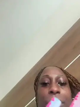 MadameMuse online show from 04/08/26, 02:39