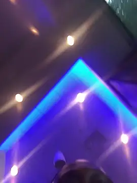 MadameMuse online show from 04/21/26, 08:23