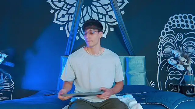 AlessioVitale online show from 01/07/26, 12:29