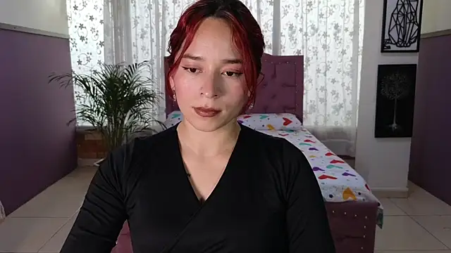 alaia skater online show from 12/15/25, 08:02