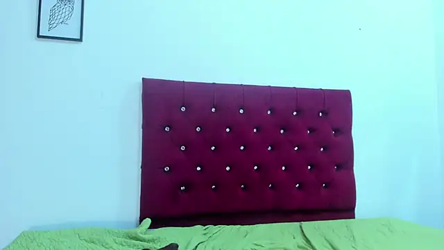 Anggie Miller online show from 03/25/26, 11:33