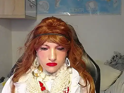 VanesaCrossic online show from 11/25/25, 09:09