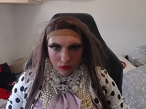 VanesaCrossic online show from 07/07/26, 10:52