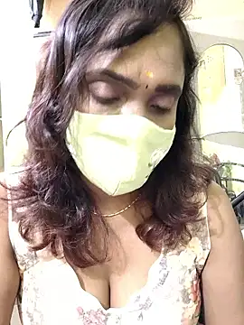 Queen-dhivya online show from 01/06/26, 01:04