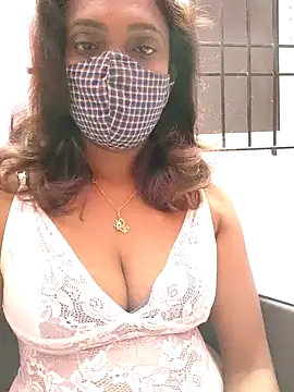 Queen-dhivya online show from 02/01/26, 09:35