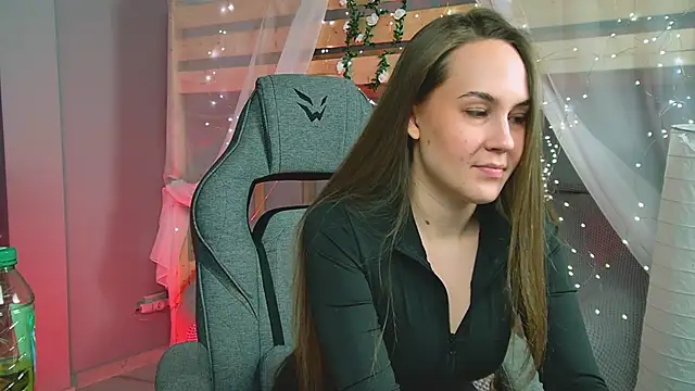 ElinVale online show from 02/08/26, 03:04