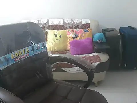 LovelyDancy online show from 11/16/25, 02:06