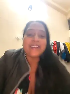 Hot-Sana2 online show from 11/21/25, 06:28