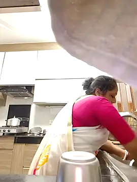 Hot-Sana2 online show from 04/13/26, 02:22