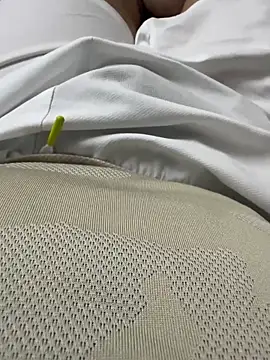 alan0ass online show from 12/21/25, 07:59