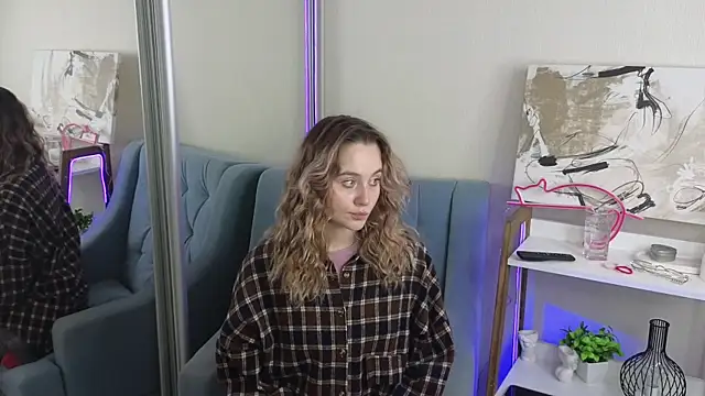 Snapshot of UnRasband chatting on 11/08/25, 07:08 UnRasband online show from 11/08/25, 07:08