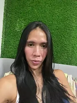 bellaUtops online show from 12/04/25, 06:38