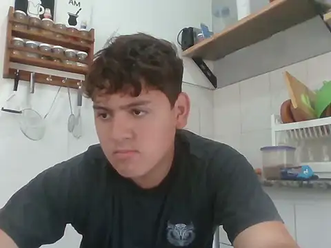 Snapshot of Myboy0020 chatting on 11/12/25, 12:05 Myboy0020 online show from 11/12/25, 12:05