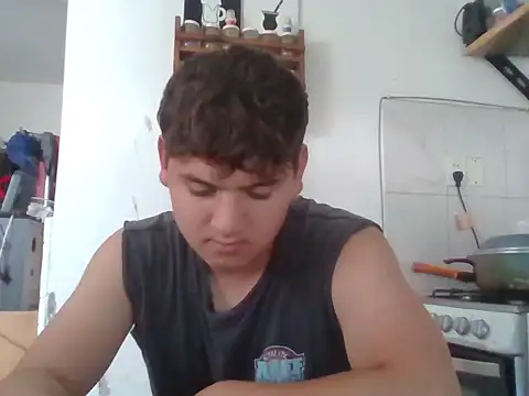 Myboy0020 online show from 11/14/25, 05:22