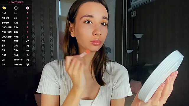 JacalynSchreiber online show from 12/19/25, 12:45