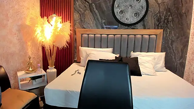 Snapshot of Valery_Shadey chatting on 12/03/25, 07:45 Valery Shadey online show from 12/03/25, 07:45