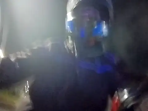 Snapshot of 6perlas9 chatting on 11/04/25, 03:38 6perlas9 online show from 11/04/25, 03:38