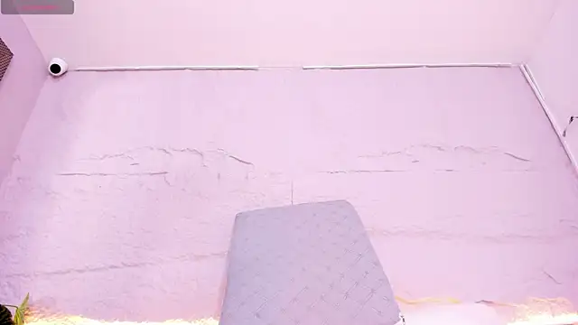 Violettaevans  online show from 01/06/26, 07:39