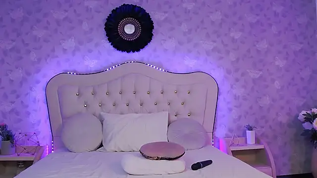 Snapshot of GracieCute chatting on 02/27/25, 07:12 GracieCute online show from 02/27/25, 07:12