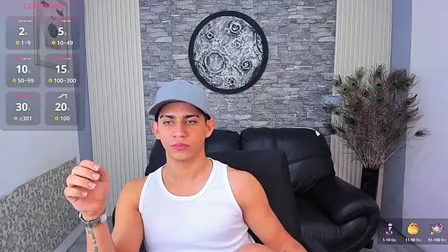 Snapshot of neithan__ chatting on 11/03/25, 11:33 neithan   online show from 11/03/25, 11:33