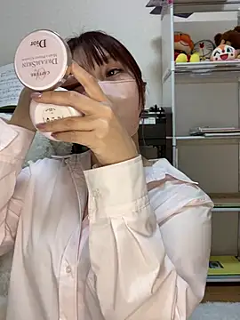 Snapshot of reika33 chatting on 02/21/26, 11:55 reika33 online show from 02/21/26, 11:55