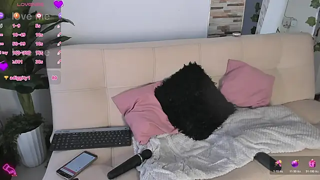 Evelyn R  online show from 06/09/26, 09:37