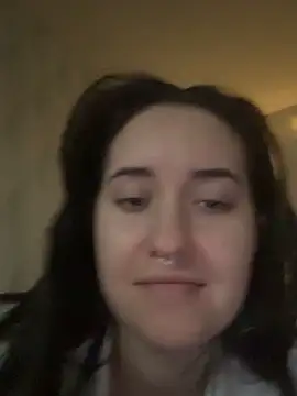 Snapshot of ShadowEve chatting on 11/24/25, 01:33 ShadowEve online show from 11/24/25, 01:33