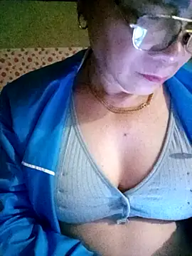 small-house123 online show from 02/15/26, 11:01