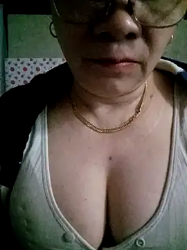 small-house123 online show from 02/20/26, 06:30