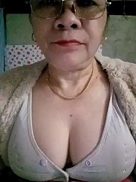 small-house123 online show from 02/24/26, 11:58