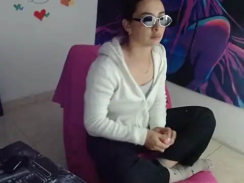 NathyMilf  online show from 11/07/25, 09:42