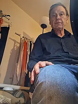 rando120001 online show from 03/22/26, 03:43
