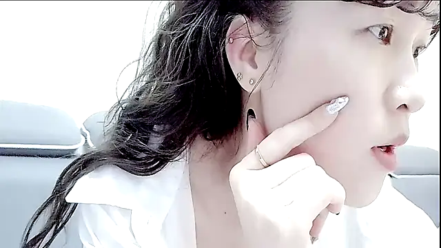 lookbyby online show from 01/19/26, 05:33